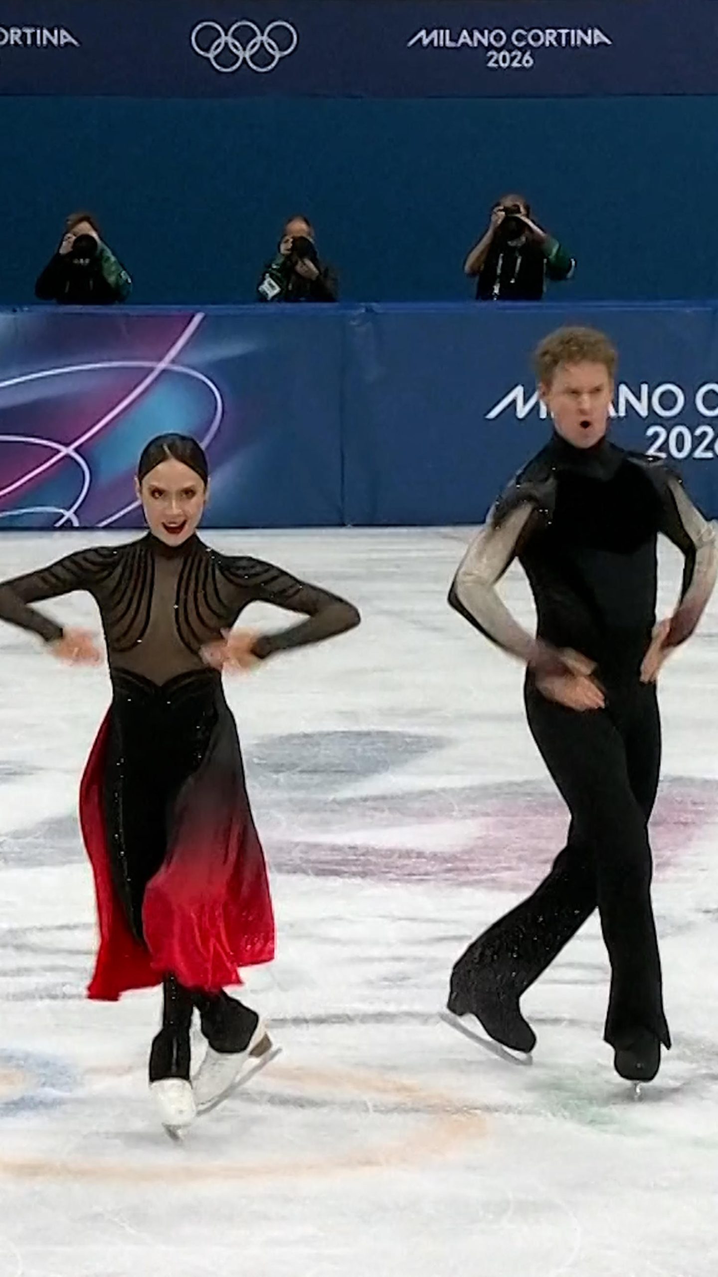 Evan Bates and Madison Chock take ice dancing silver
