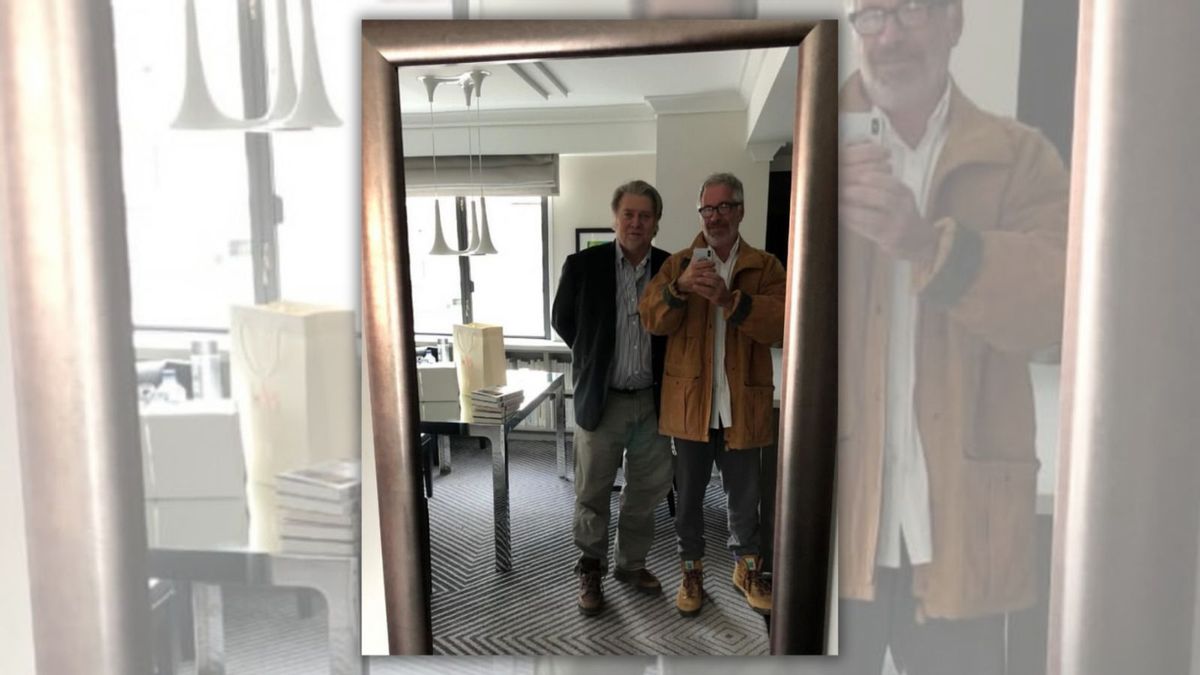 Real photo shows Steve Bannon and Epstein taking mirror selfie