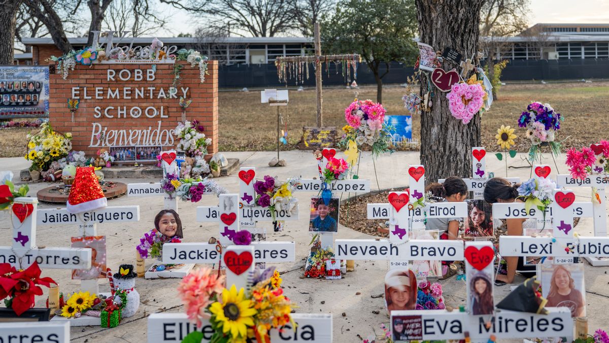 Debunking chart that falsely suggests transgender people are more likely to commit mass shootings