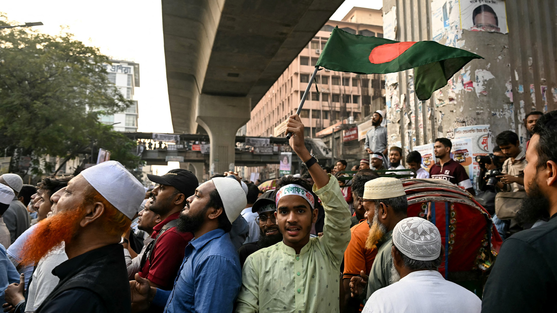 Bangladesh PM-to-be and lawmakers sworn into parliament