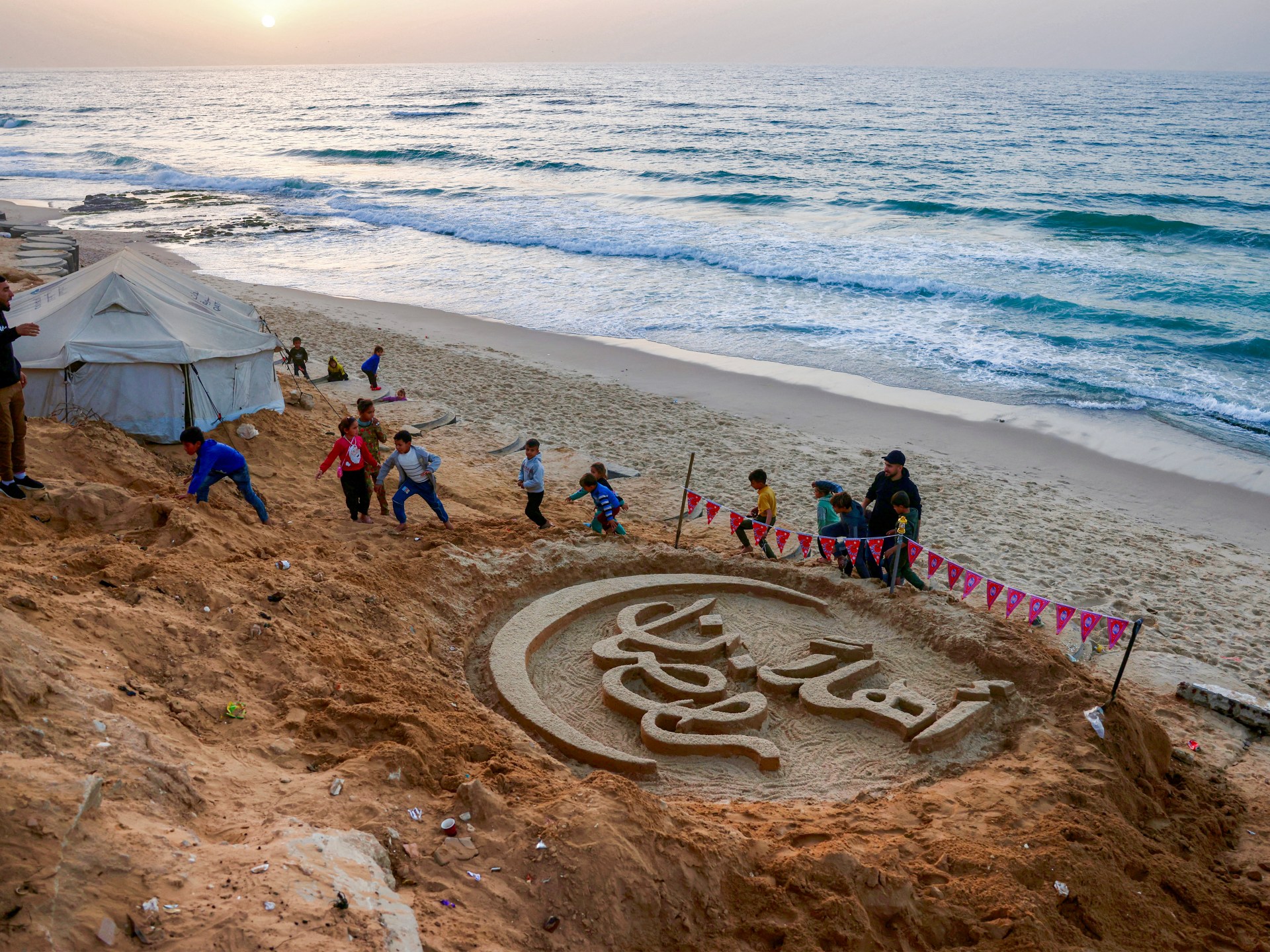 Amid destruction, loss, Gaza clings to Ramadan traditions with resilience
