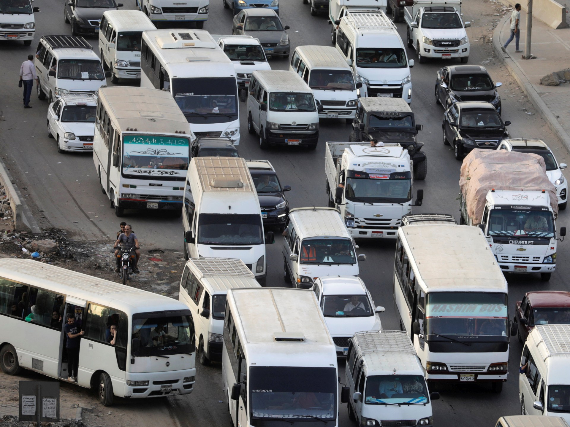 Major road crash leaves 18 dead, 3 injured in northeast Egypt