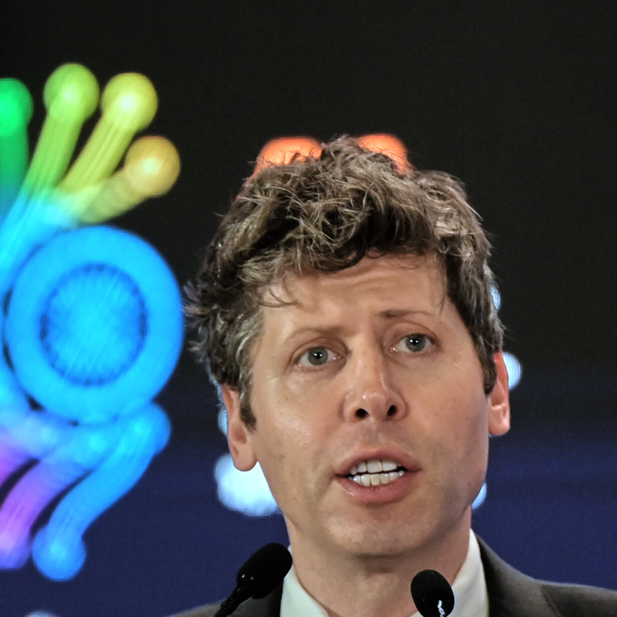 People Loved the Dot-Com Boom. The A.I. Boom, Not So Much.