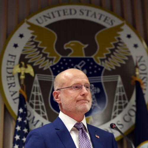 FCC asks stations for “pro-America” programming, like daily Pledge of Allegiance