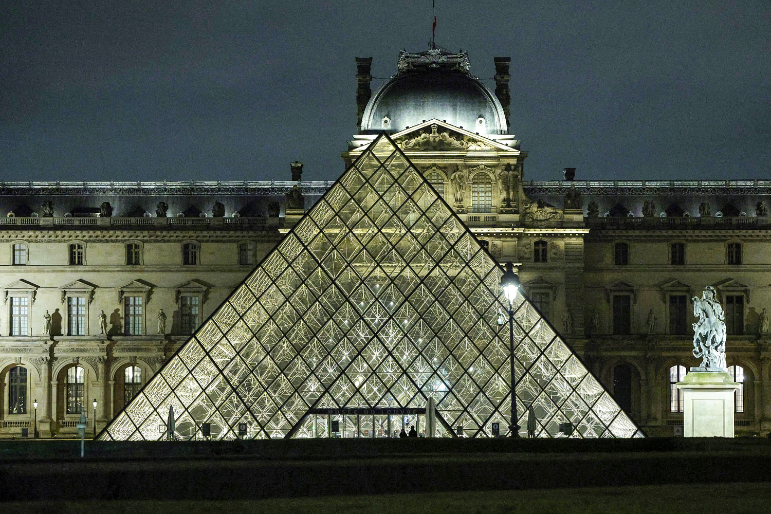 Louvre director resigns four months after shocking jewelry heist at the museum