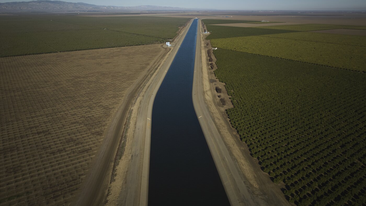 Why farmers in California are backing a giant solar farm