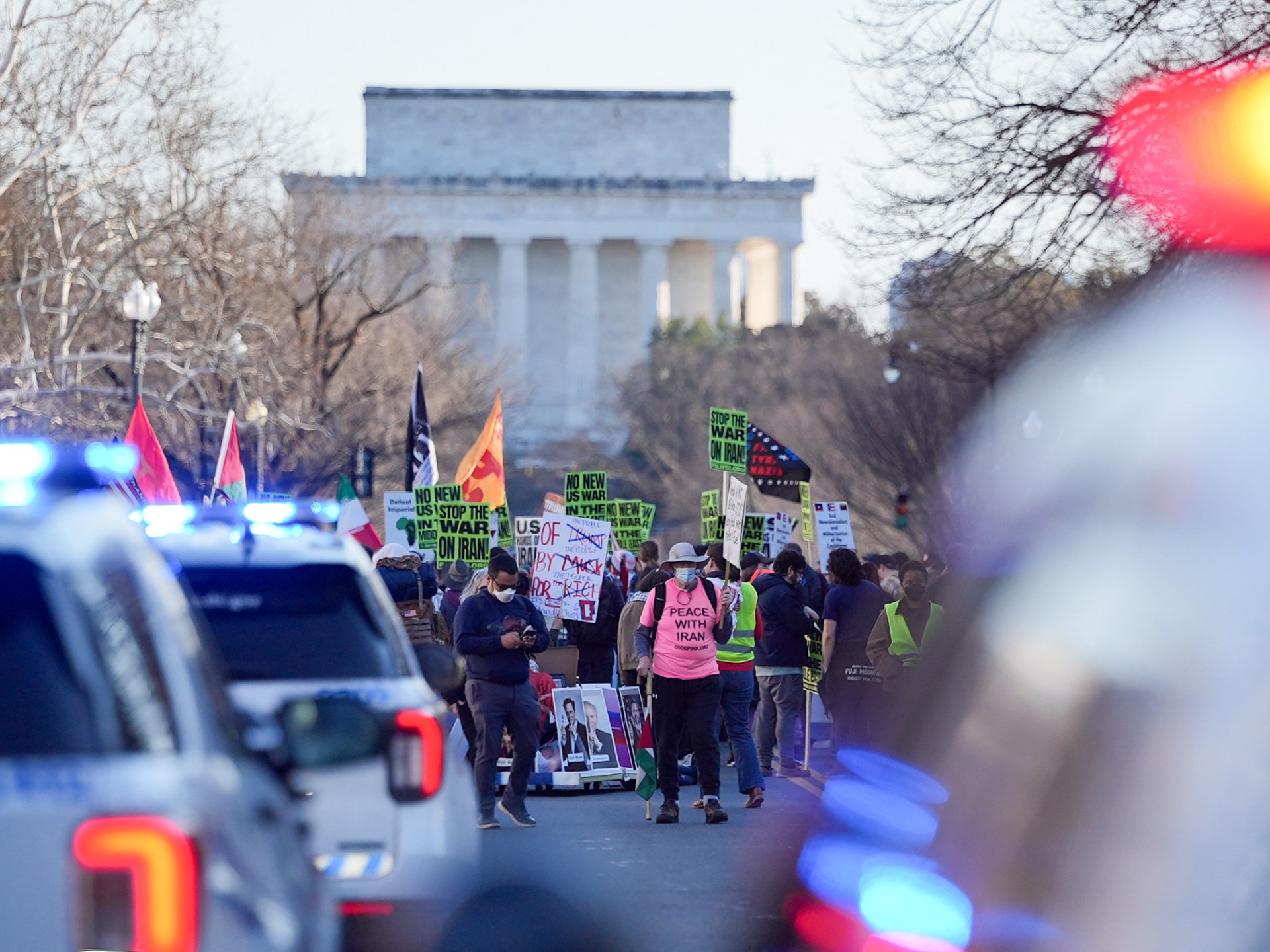 Poll suggests only a quarter of Americans support attacks on Iran