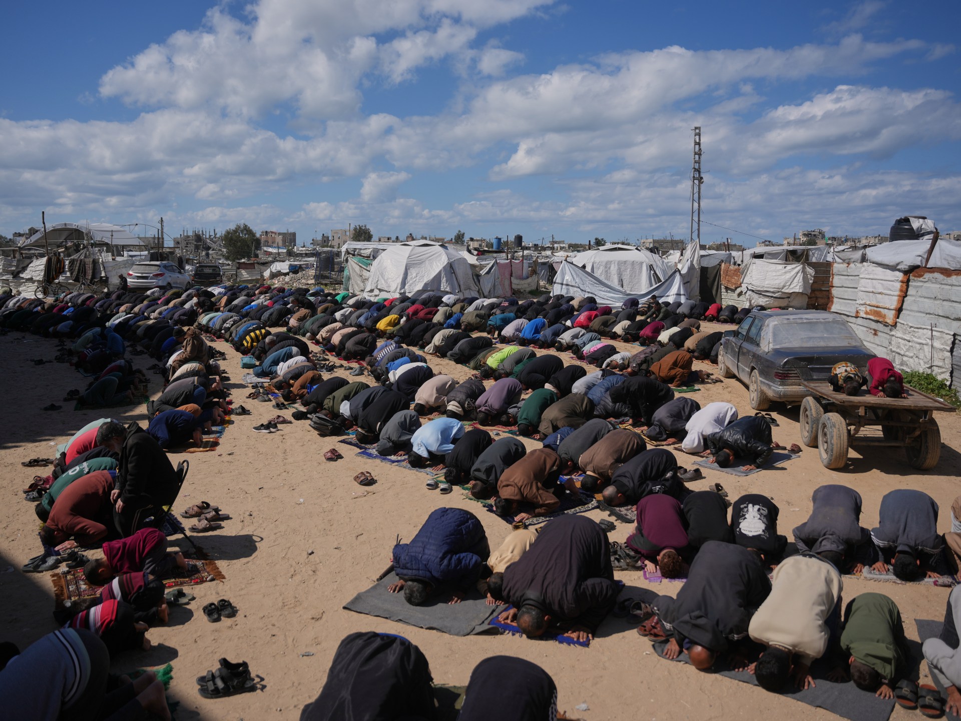 Israel tightens siege on Gaza amid Iran war