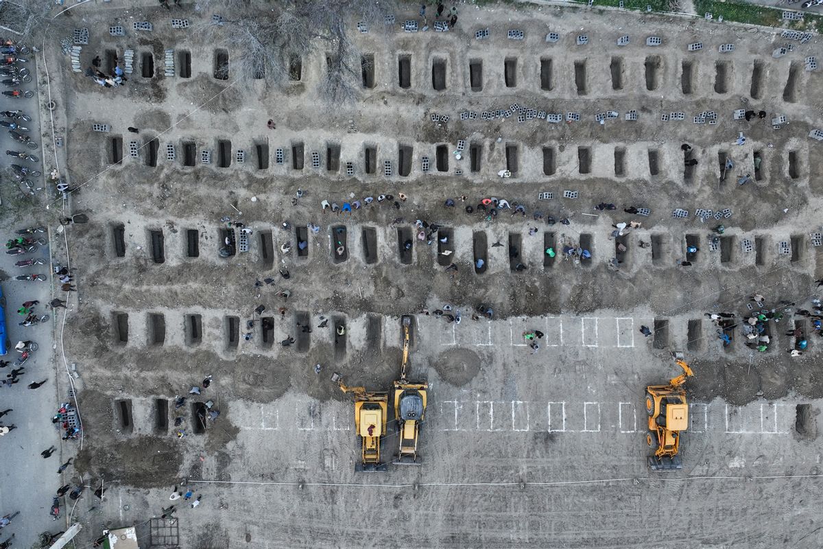 Photo shows graves of Iranian girls killed in Minab school attack