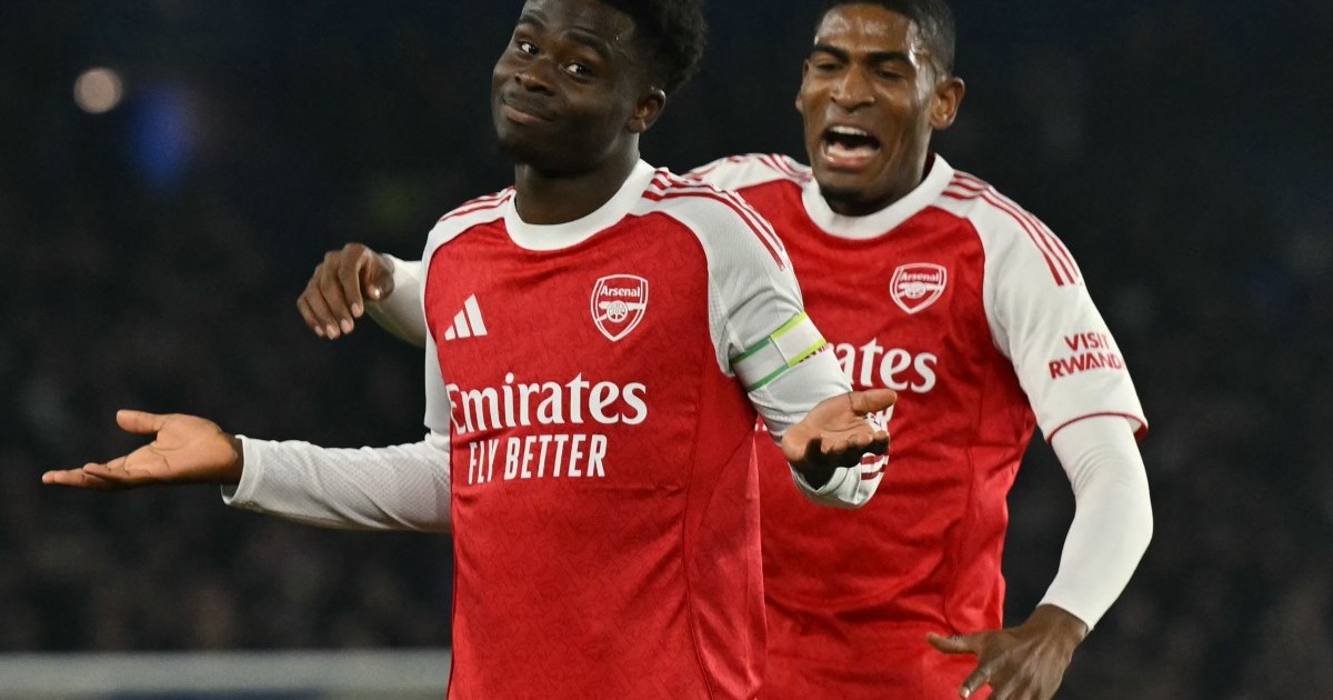 Saka helps Arsenal  win as Man United lose to Newcastle in  Premier League