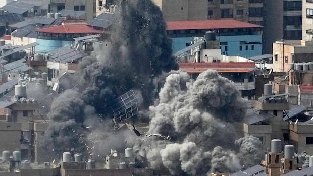 3,500 Canadians requesting assistance in departing ‘volatile’ Middle East, foreign affairs minister says