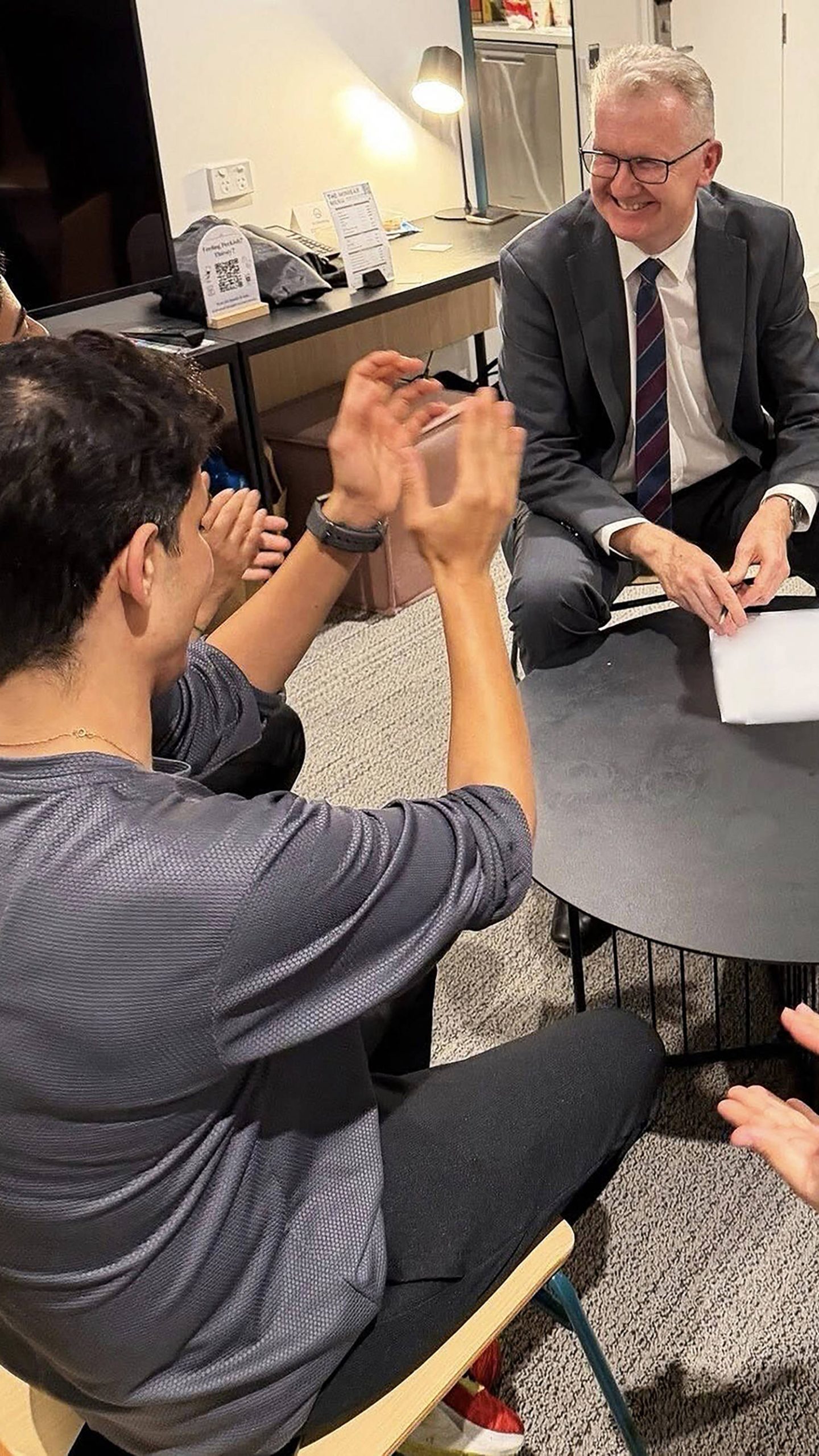 Australia grants asylum to five Iranian soccer players