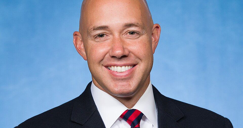 MAGA congressman and veteran distracts from Iran War with “woke” Biden bashing