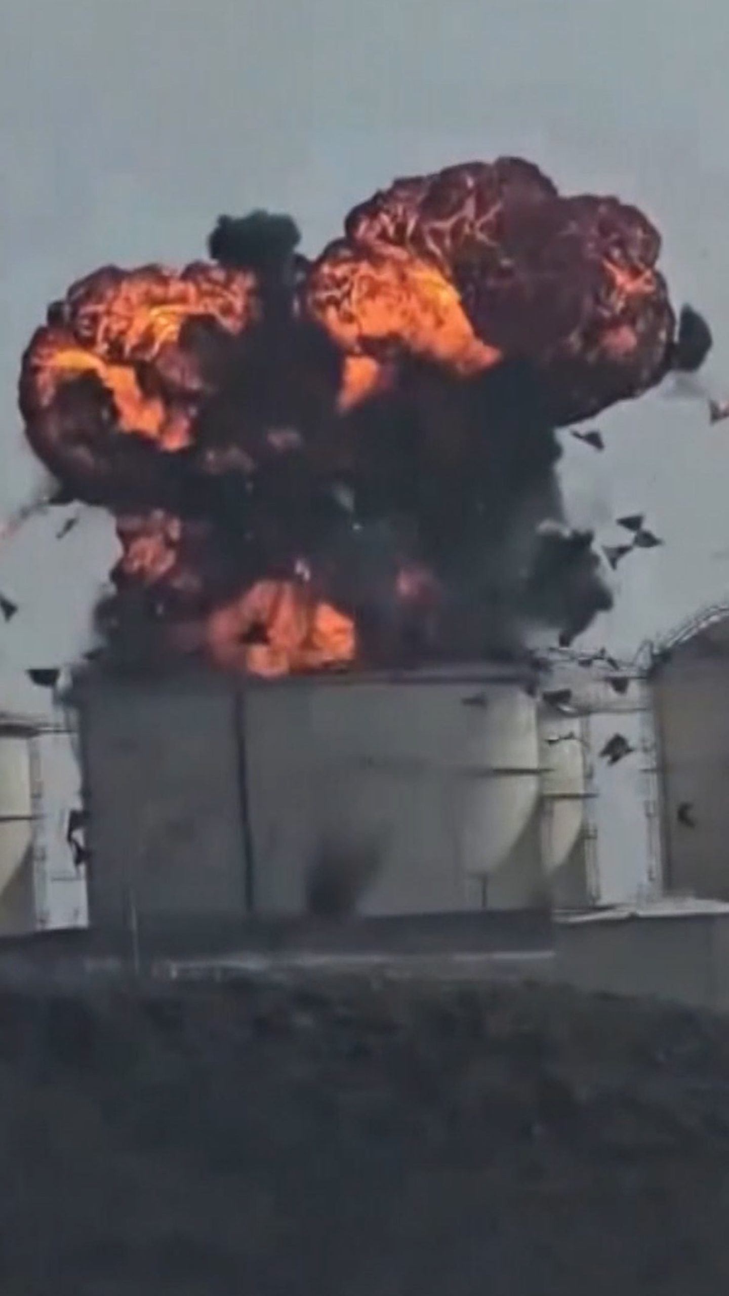 Iran targets global oil trade amid U.S., Israeli strikes