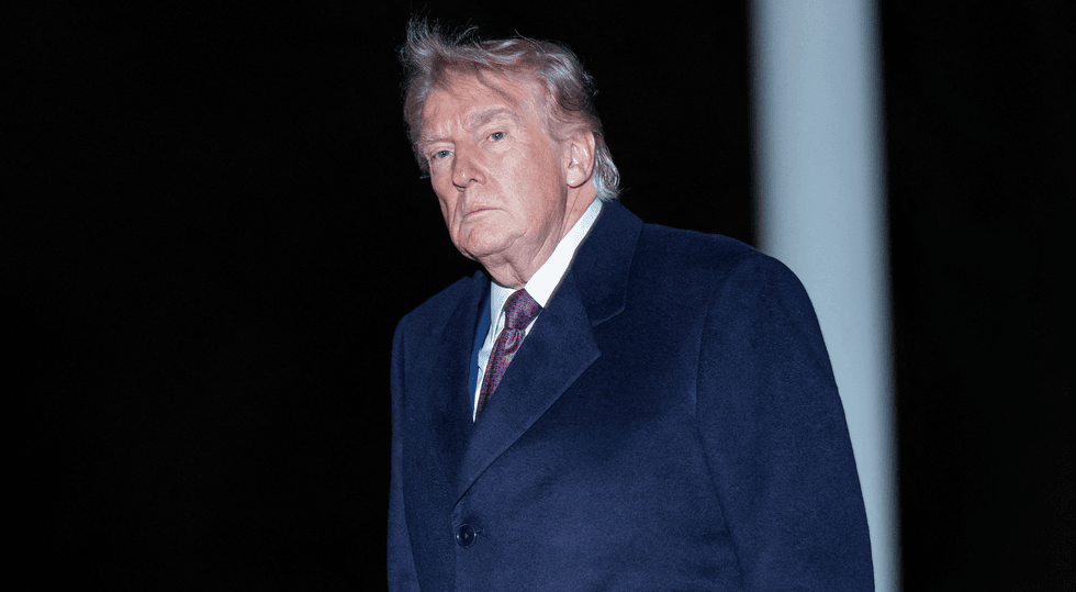 Trump’s ‘desperation’ shows as he spends weekend ‘pleading’ for help: MS NOW experts