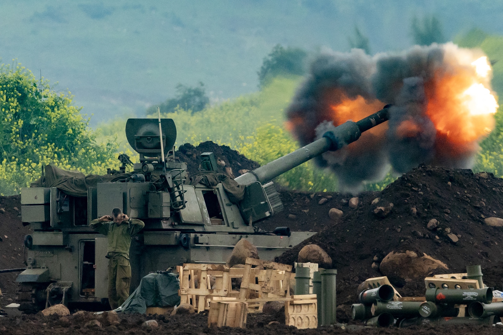 Israeli forces in southern Lebanon as ground operation announced