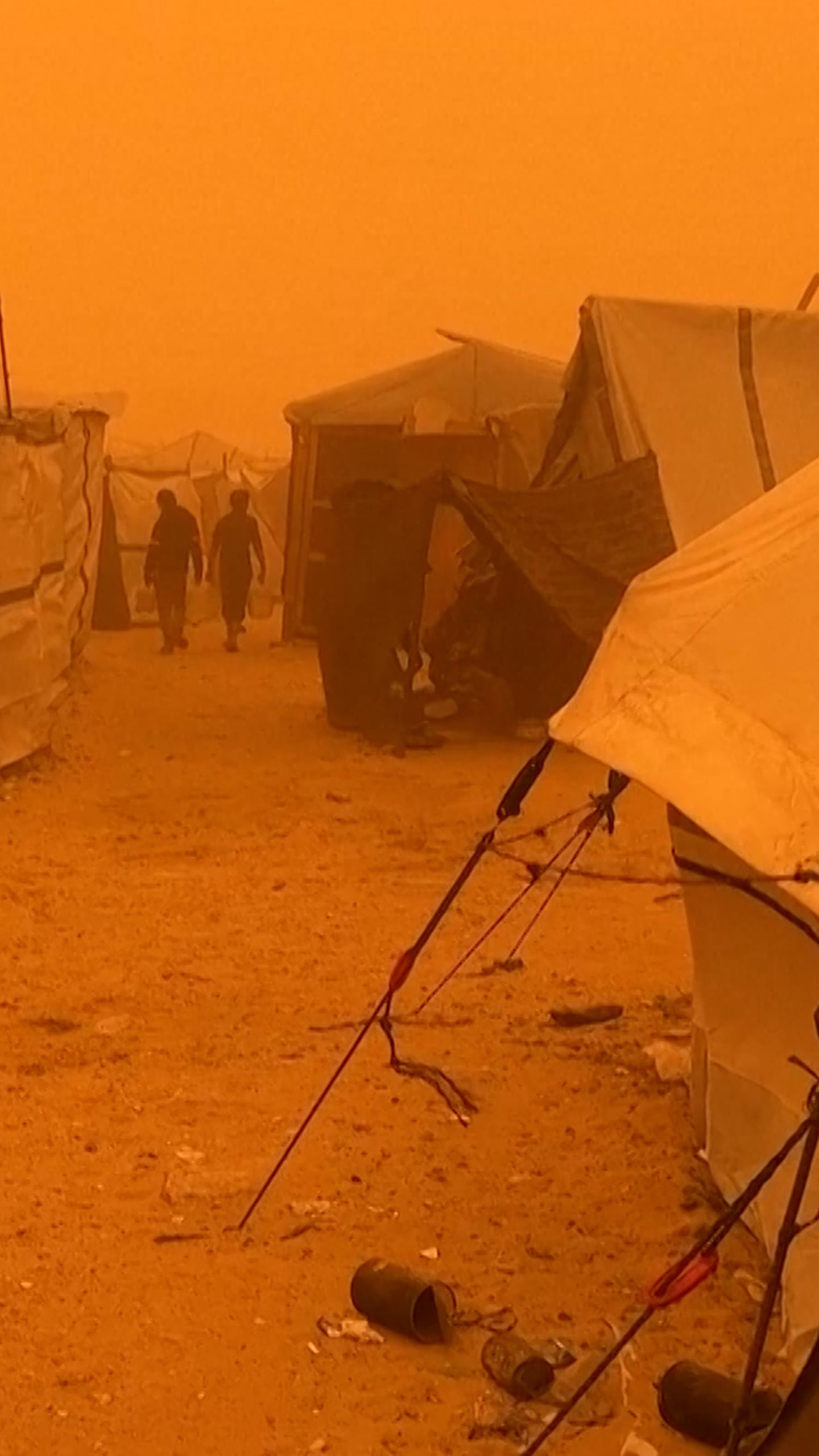 Sandstorm hit camps housing displaced families in Gaza