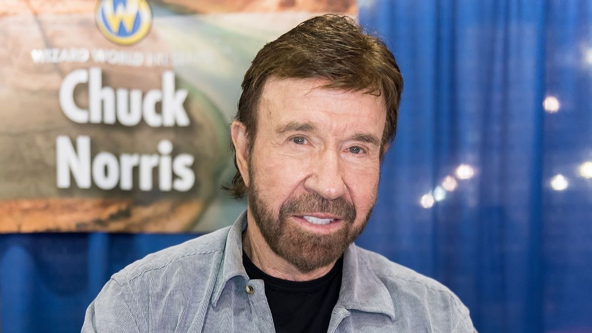 Did Chuck Norris say, ‘I used to be a Democrat but unfortunately the Democrats went too far to the left’?