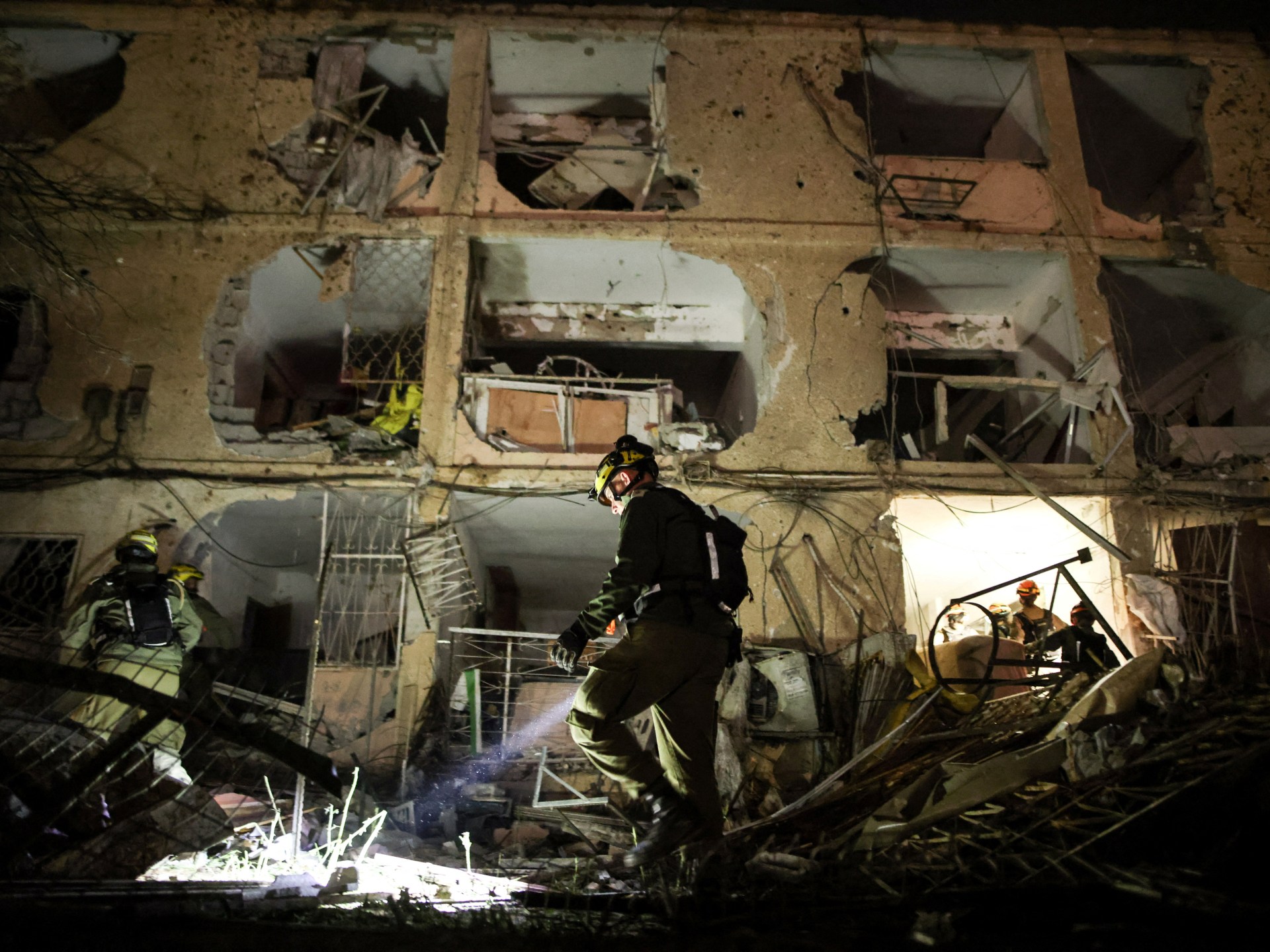 Iran war live: Trump threatens to attack power plants over Strait of Hormuz