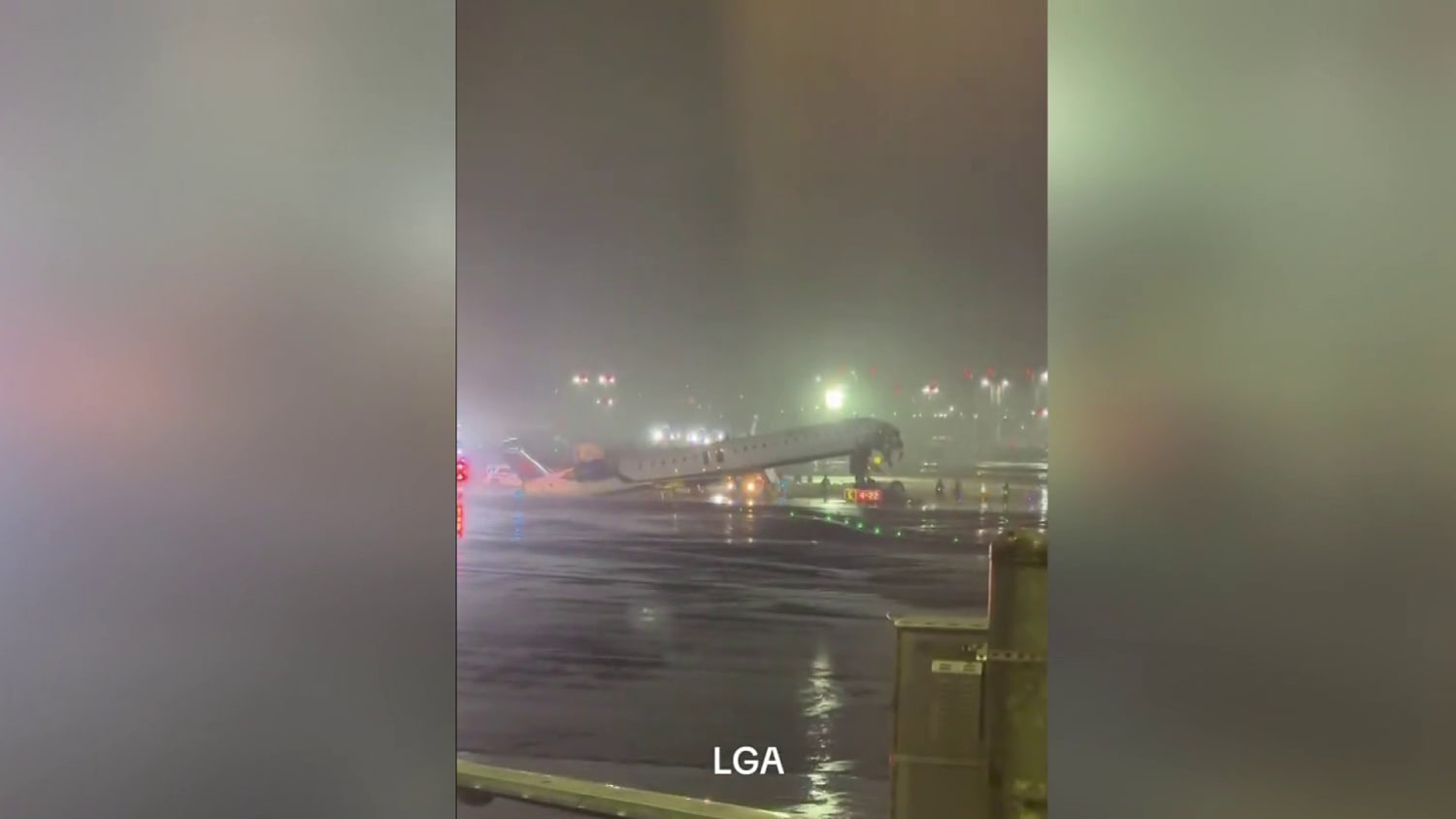 4 injured after Air Canada plane collides with vehicle at New York’s LaGuardia Airport