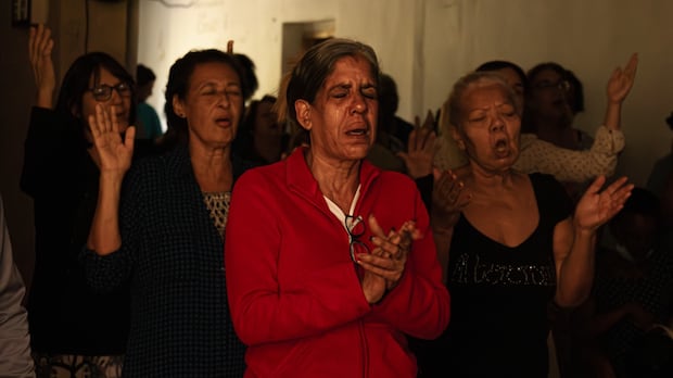 Cubans turn to faith and family amid nationwide blackout