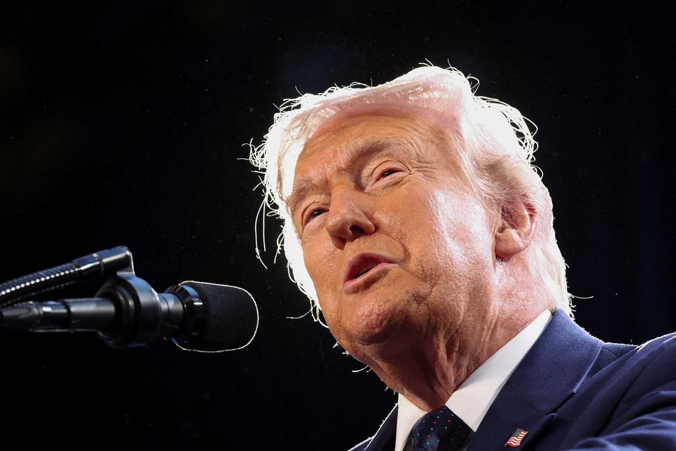 Trump puts ICE agents on the spot over masks in airports