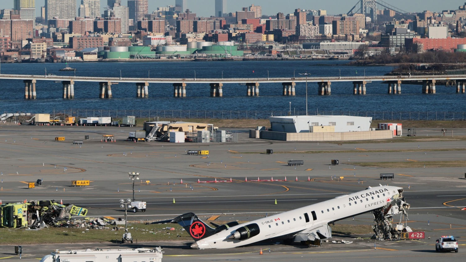 NTSB says there were two controllers in LaGuardia tower at time of fatal collision