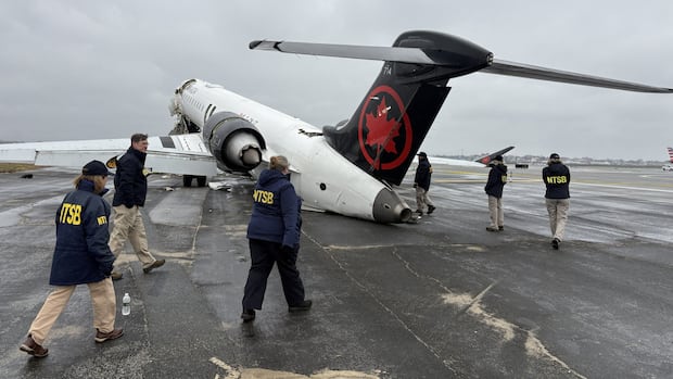 Investigators focused on final minutes of audio from Air Canada cockpit before LaGuardia collision: NTSB