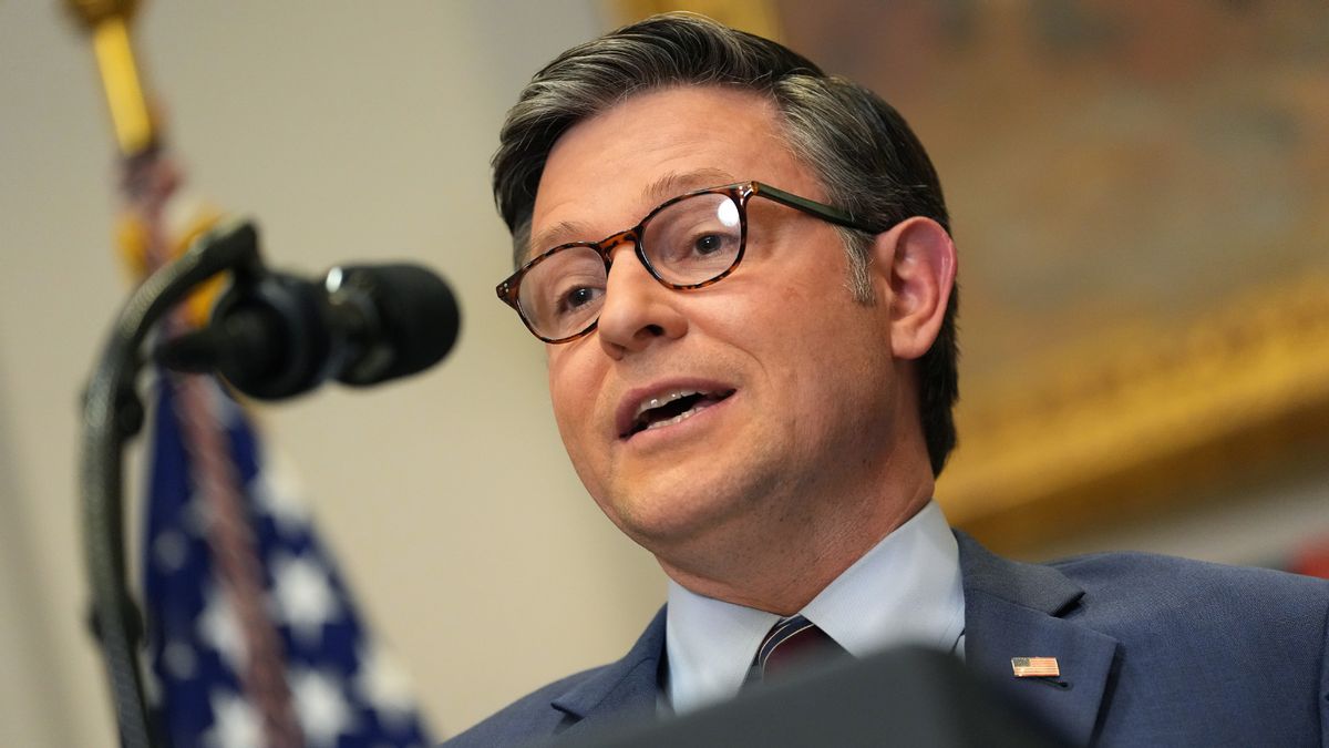 Mike Johnson wasn’t caught on ‘hot mic’ saying it’d be ‘huge’ for GOP if SAVE America Act lowered voter turnout