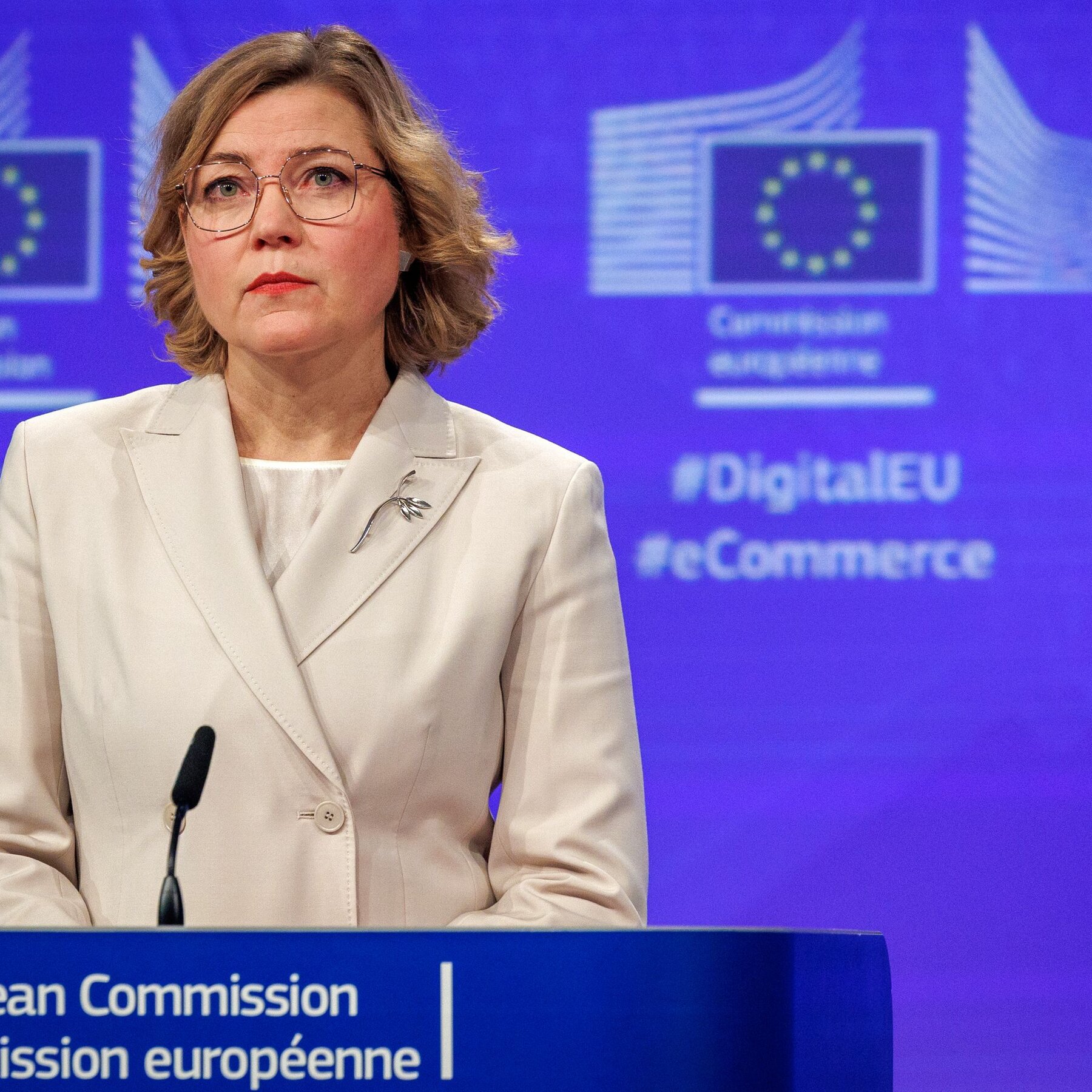 Snapchat Investigated in Europe Over Child Safety Policies