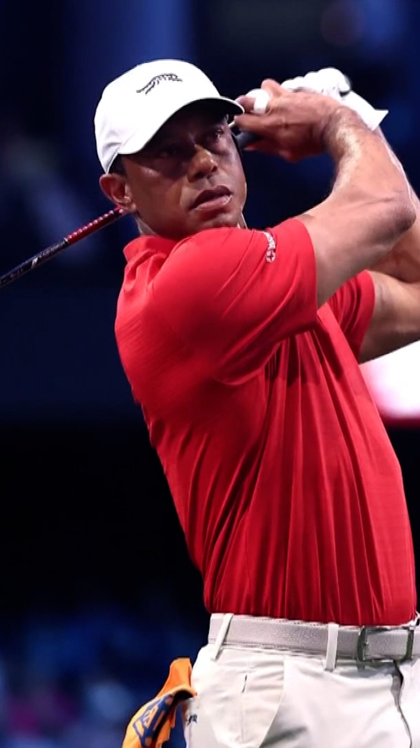 Tiger Woods involved in rollover crash in Florida