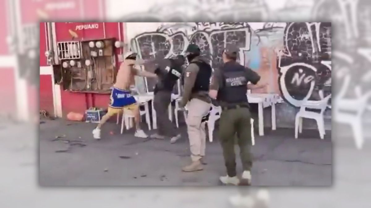 Video shows LA residents chasing away ICE agents?