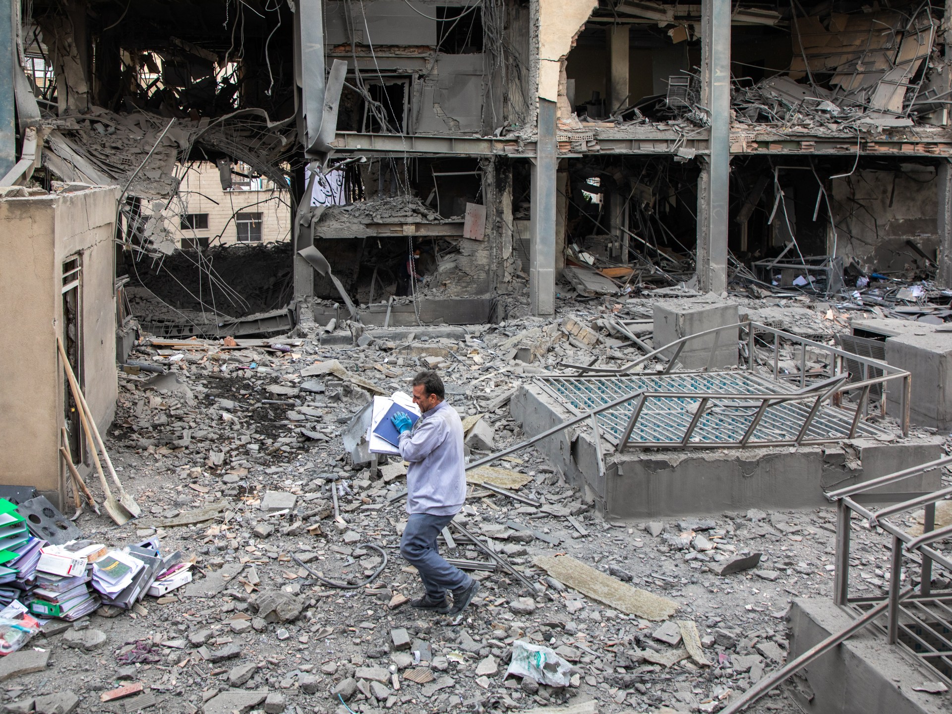 US-Israel war on Iran: What’s happening on day 31 of attacks