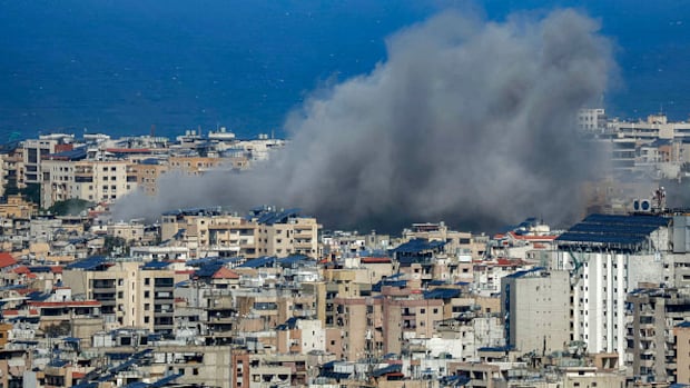 Trump mulls seizing Iranian island even as diplomatic talks appear to be moving ahead