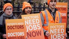 Doctors lose new jobs package as strike to go ahead