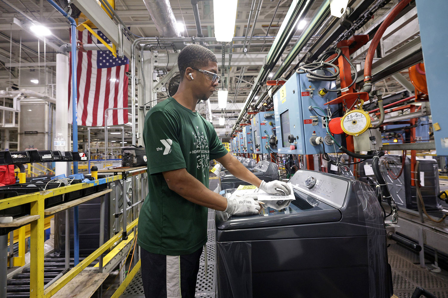 What falling wage growth says about where the U.S. economy is heading