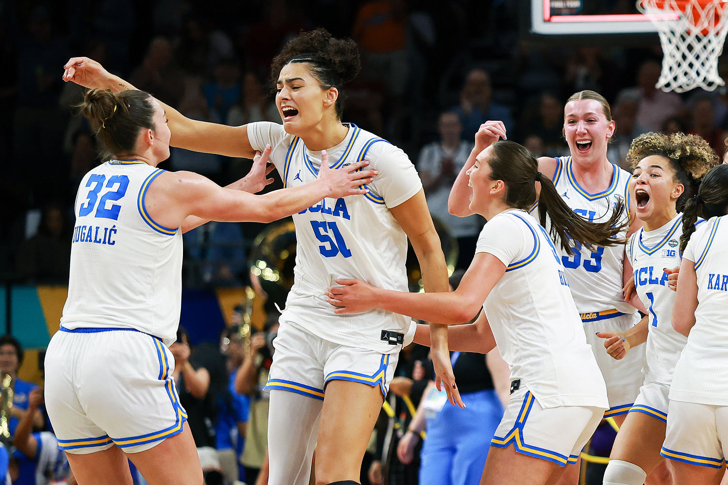 UCLA’s unconventional strategy to win a national title — all seniors, all the time