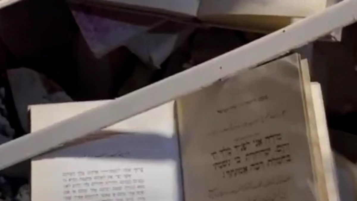 Iran says US-Israeli projectile has struck a synagogue in Tehran