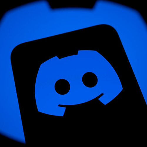 Dad stuck in support nightmare after teen lied about age on Discord