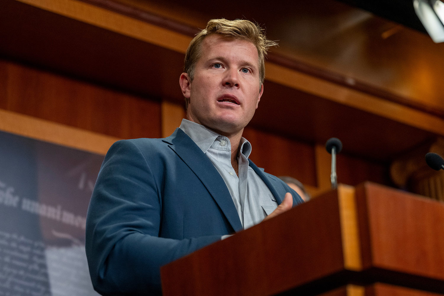 Sen. Tim Sheehy makes emergency landing in Montana field after engine failure