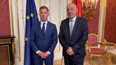 Magyar calls for fast handover of power in talks with Hungary’s president