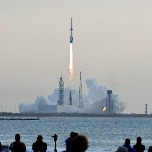 Blue Origin’s rocket reuse achievement marred by upper stage failure