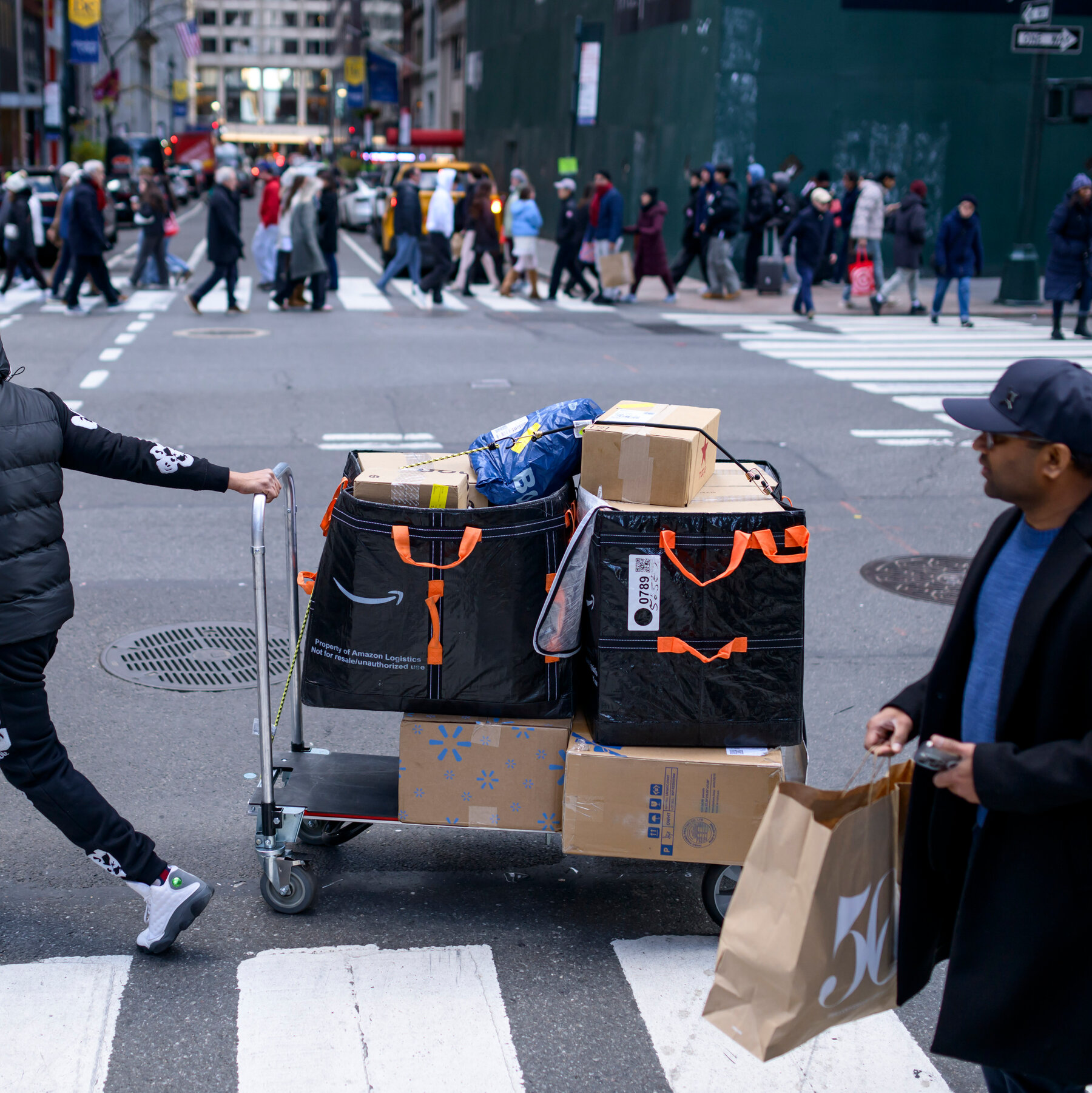 California Accuses Amazon of Price Fixing in Legal Filing