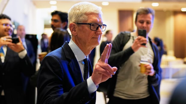 Tim Cook stepping down as Apple CEO, handing reins to hardware leader John Ternus