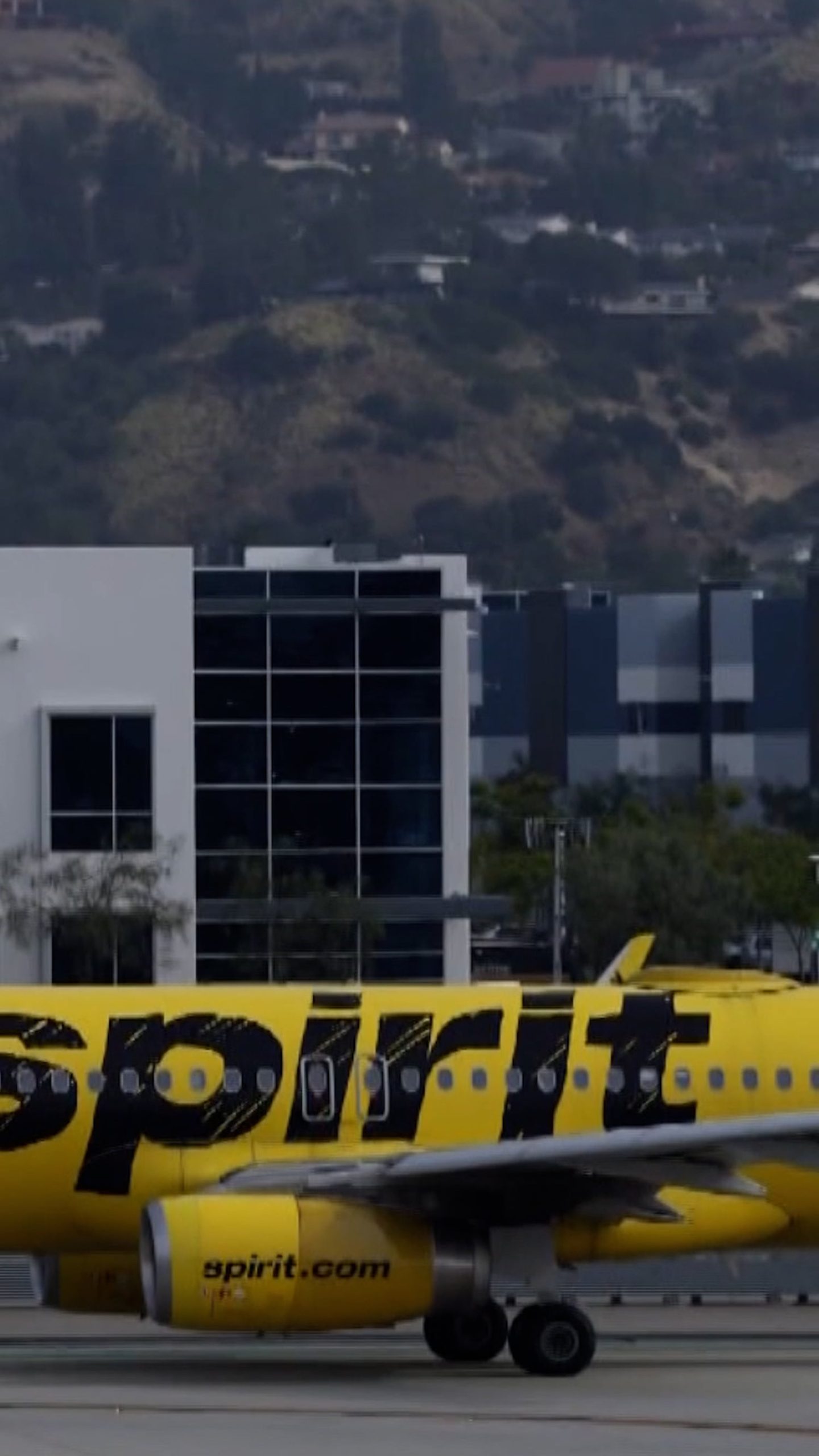 Airlines are cancelling summer flights