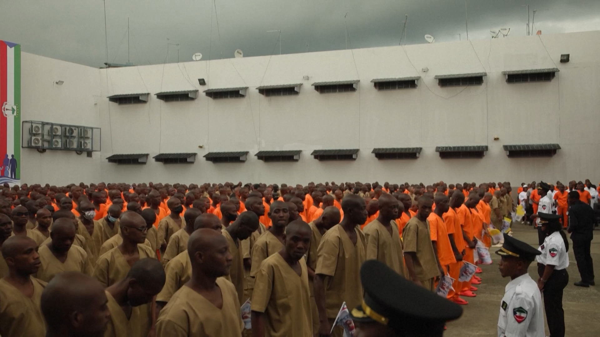 Pope Leo visits prison in Equatorial Guinea