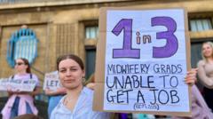 Why can’t newly qualified midwives get jobs?