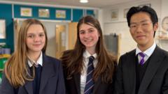 Pupil art sessions ‘bring joy’ to hospice