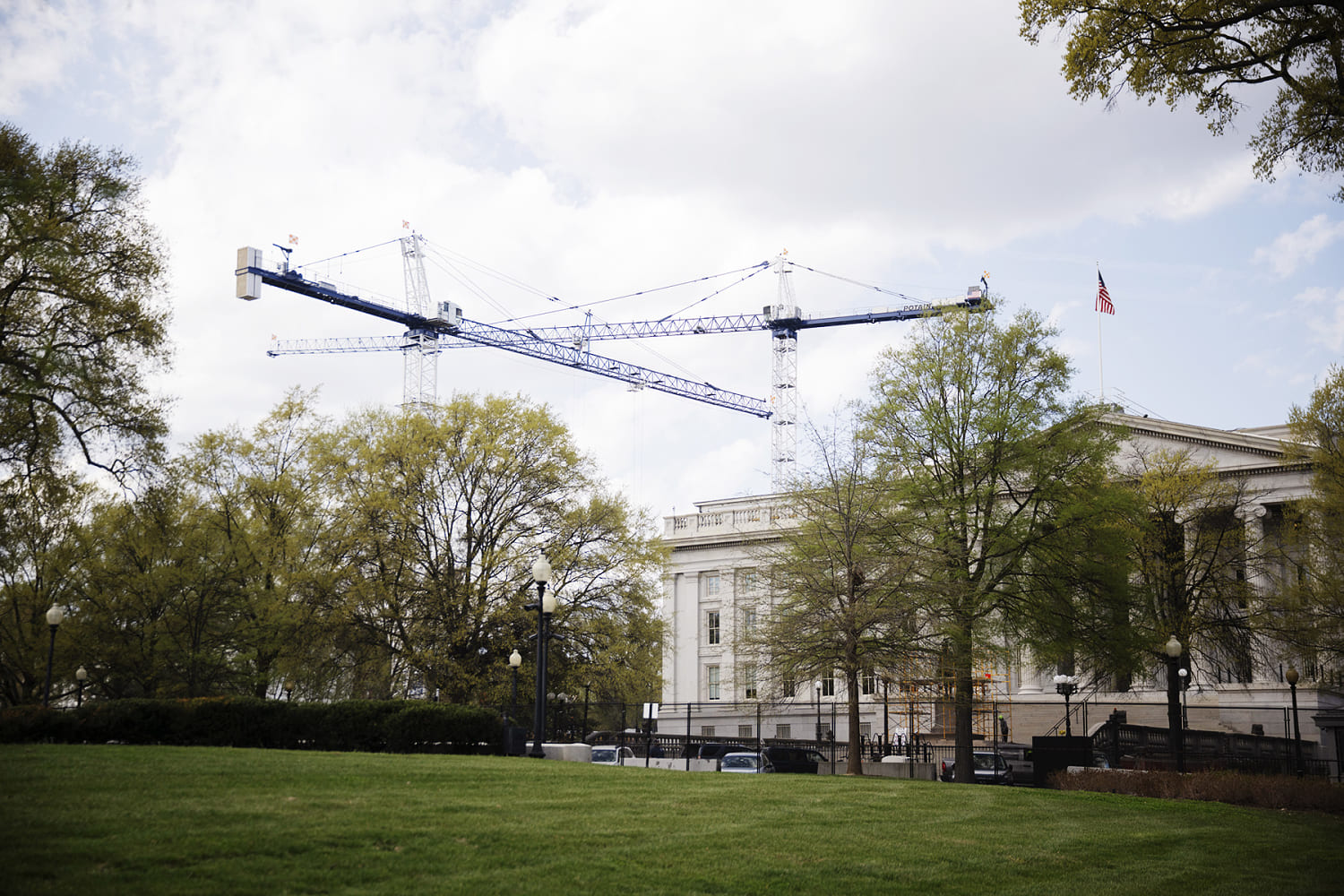 Group says it won’t drop its White House ballroom lawsuit, despite DOJ pressure