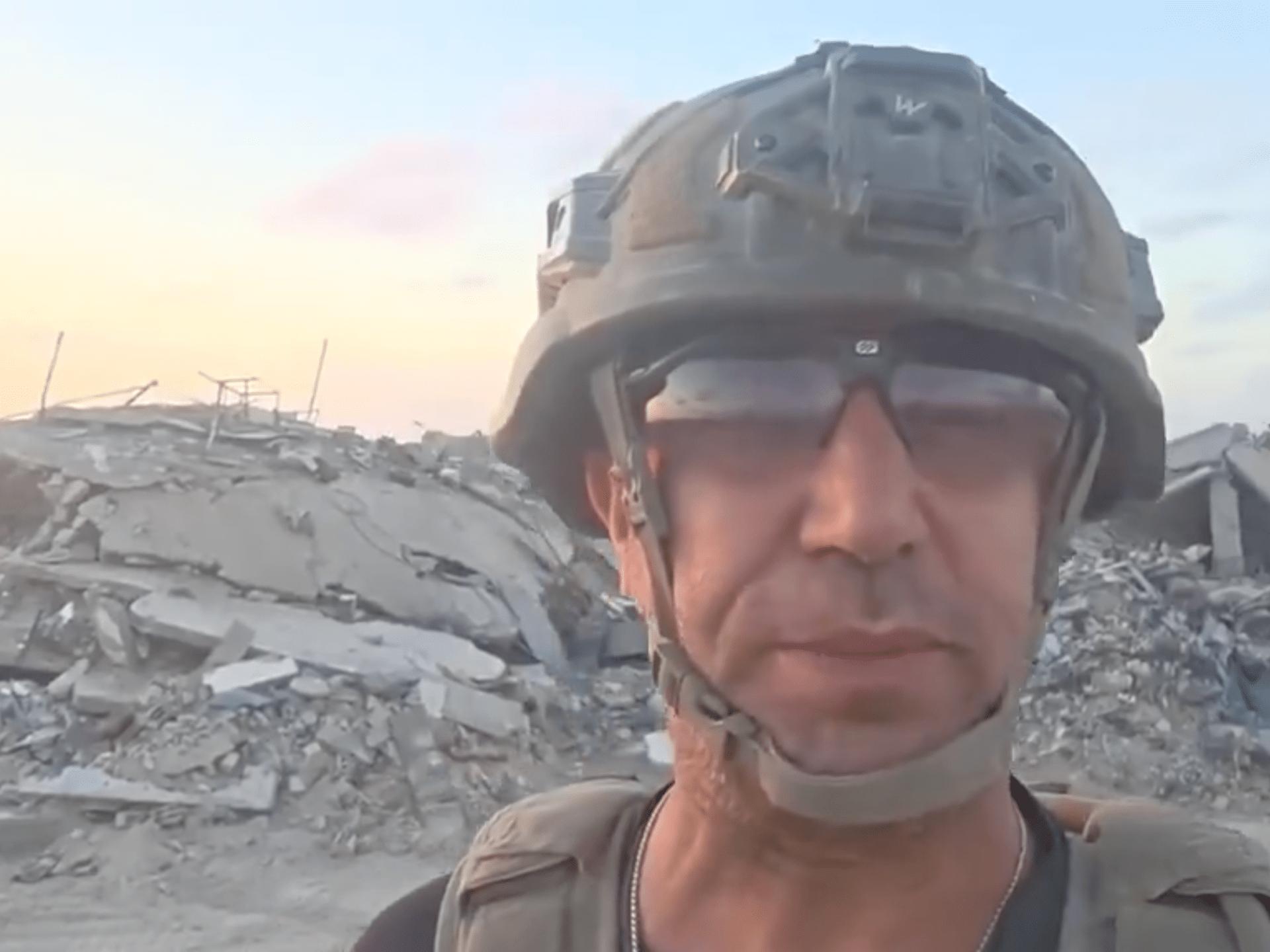 Israeli soldier shows Gaza’s Beit Hanoon completely flattened